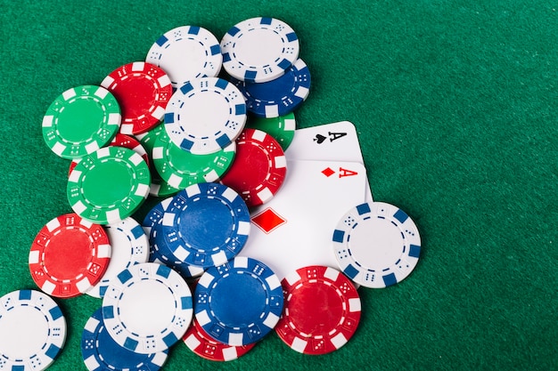 Online player journeys through exciting casino games