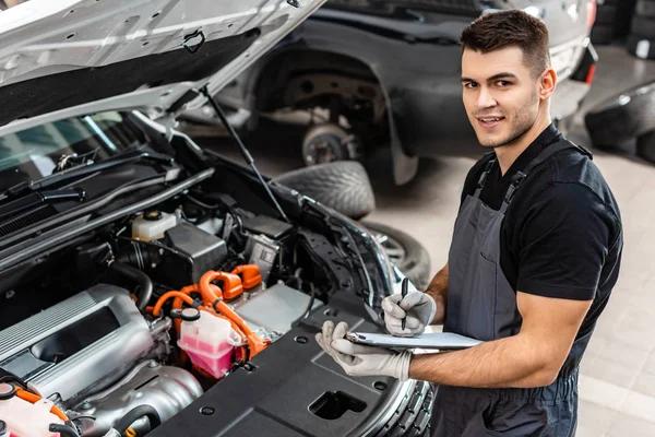 Auto Repair Norwood Park Offering Quality Work at Fair Prices