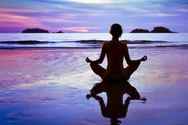 Natural Ways to Encourage a Calmer and More Comfortable Morning
